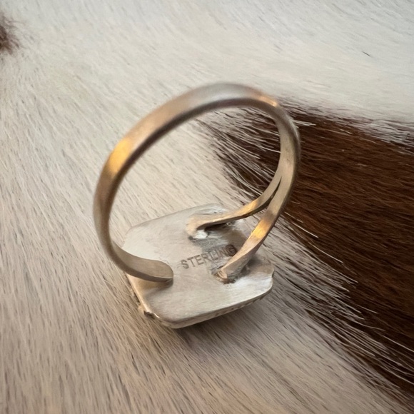 ❤️ White Buffalo Turquoise Square 925 Ring Navajo Style Matte ADJ SZ 5 to 7.5 - Picture 9 of 15
